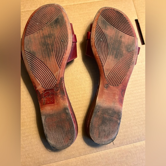 SOLD Made in Italy sandals 🍒 - Picture 4 of 6
